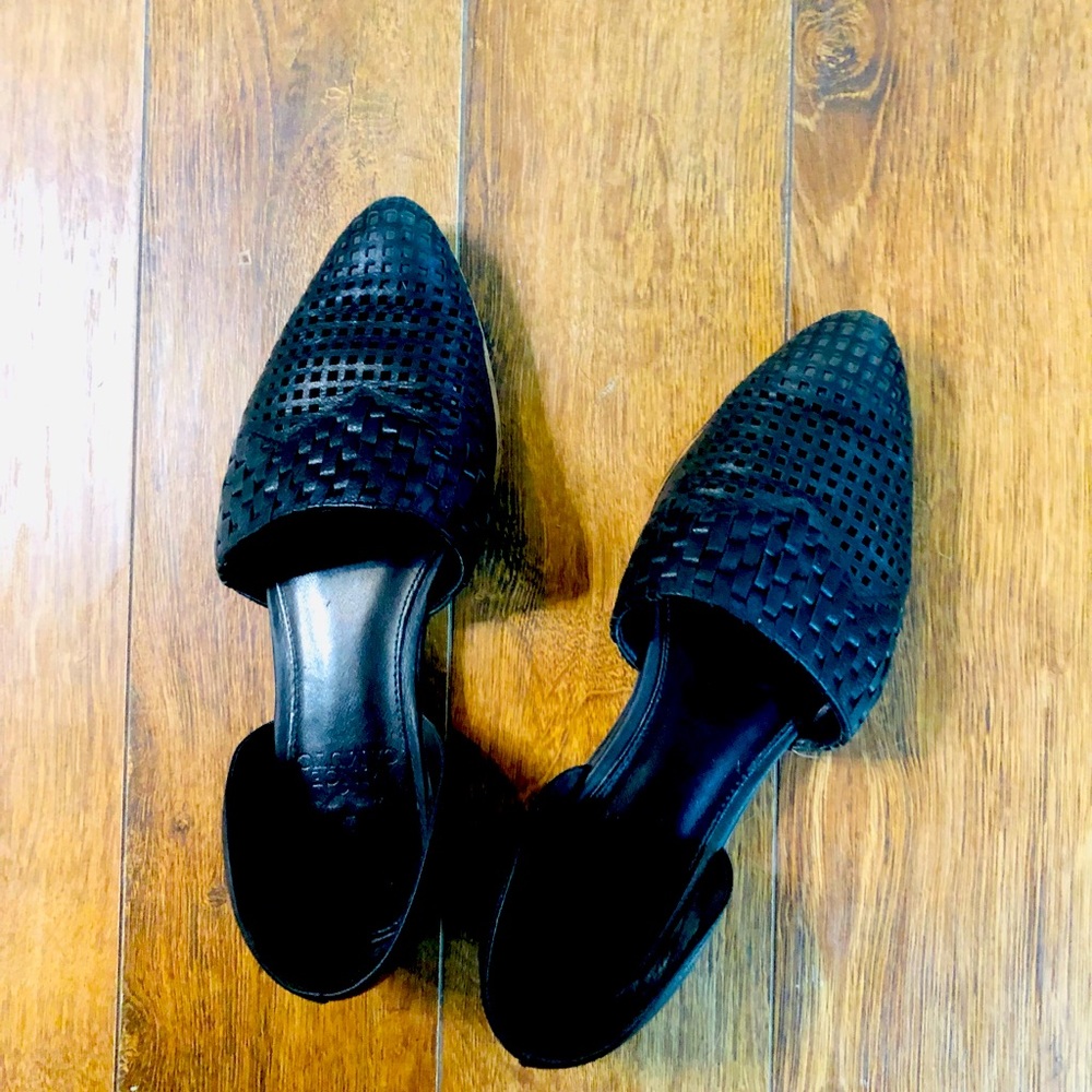 Vince Camuto Flats Size 6